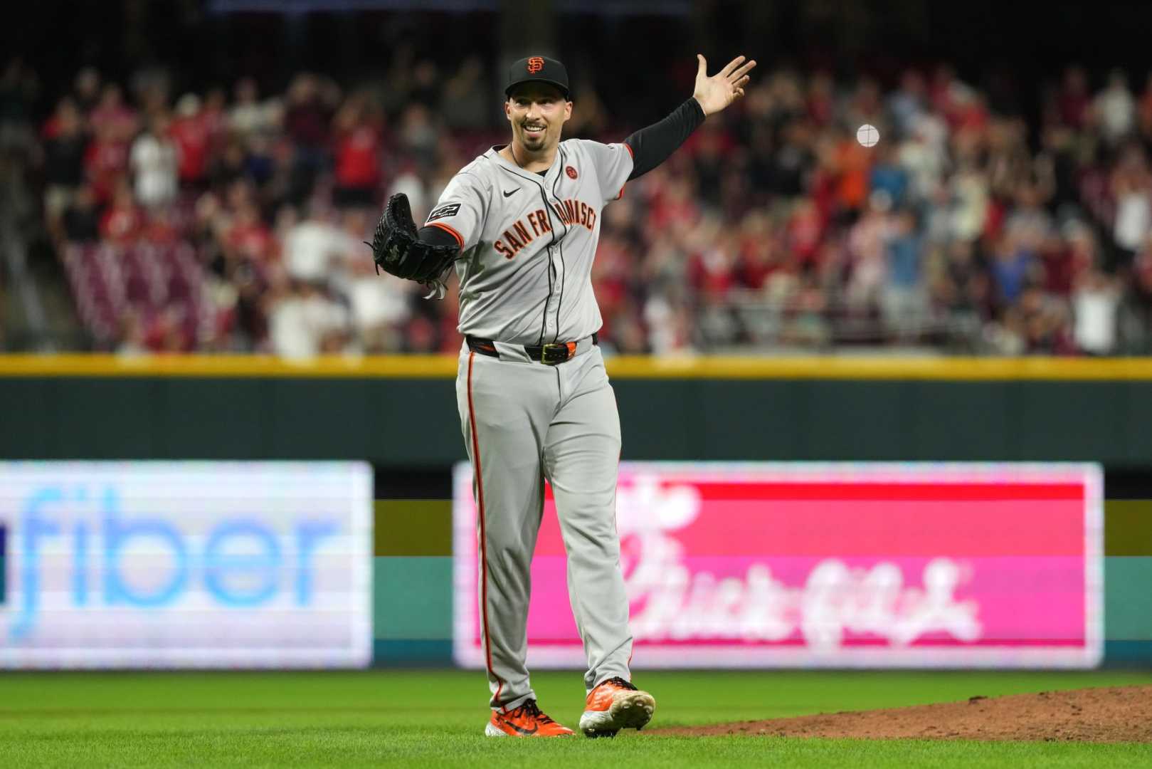 Blake Snell Pitching For The San Francisco Giants