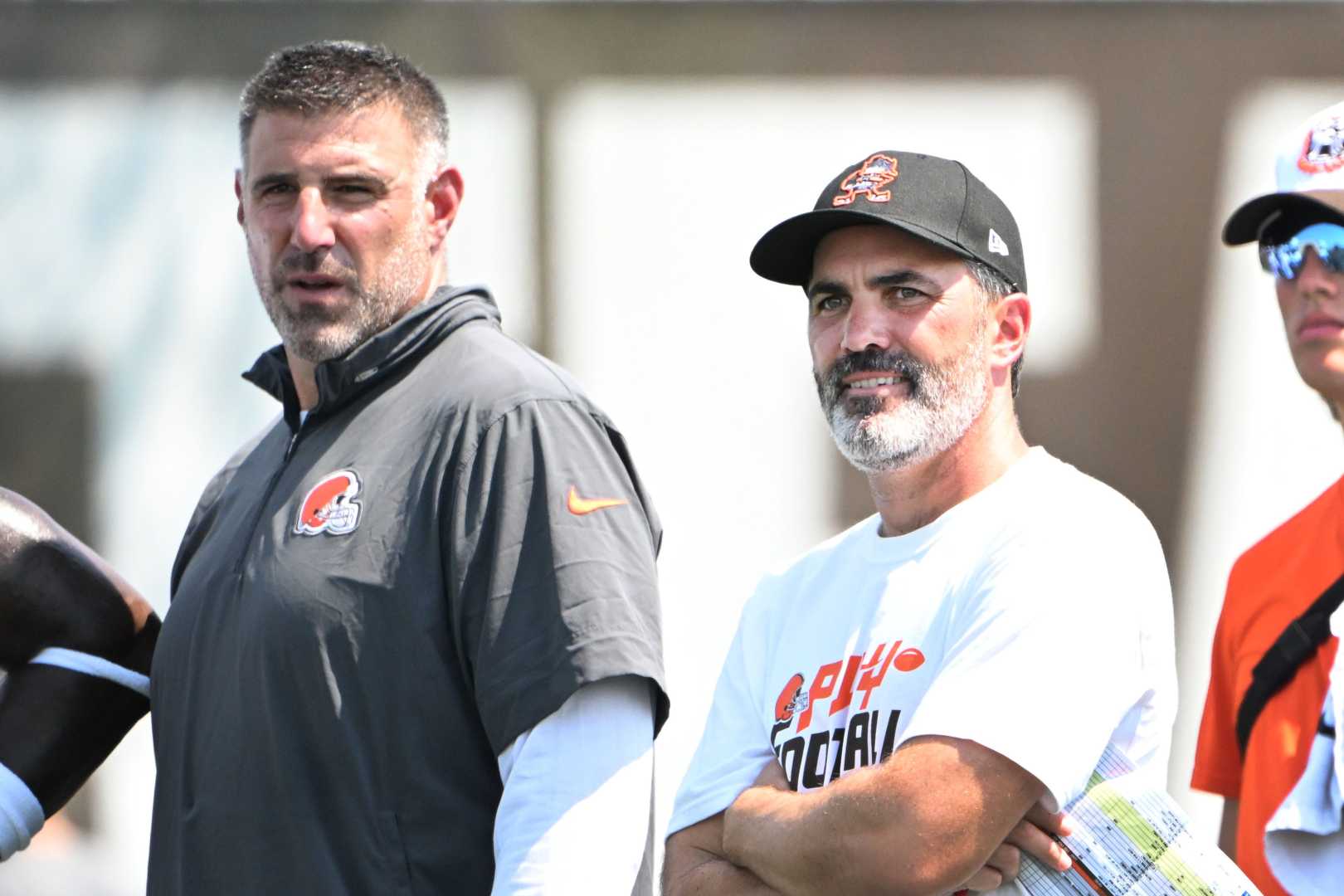 Cleveland Browns Coach Kevin Stefanski And Mike Vrabel