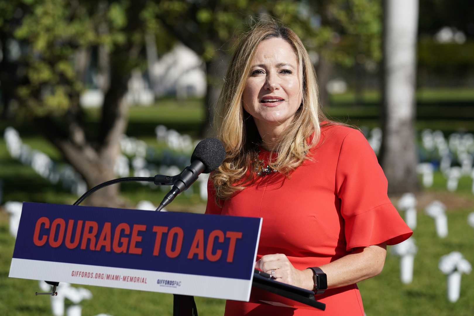 Debbie Mucarsel Powell Campaigning In Miami