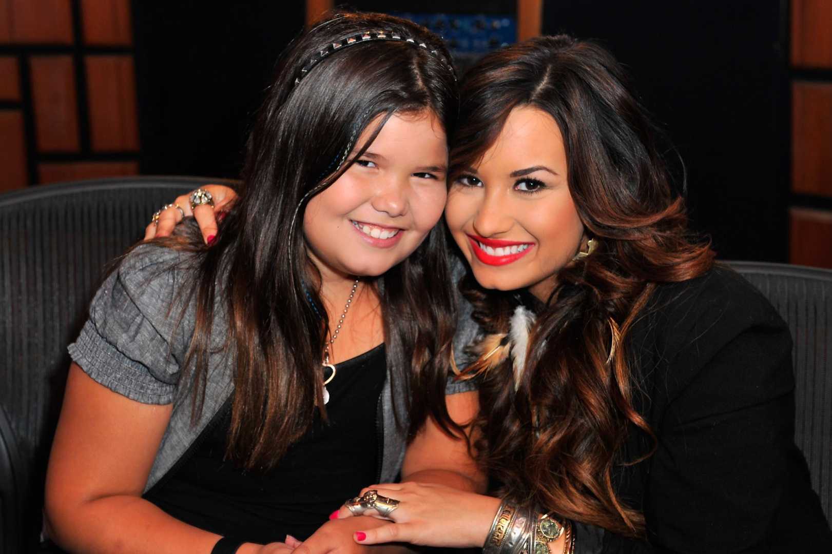 Demi Lovato And Madison De La Garza