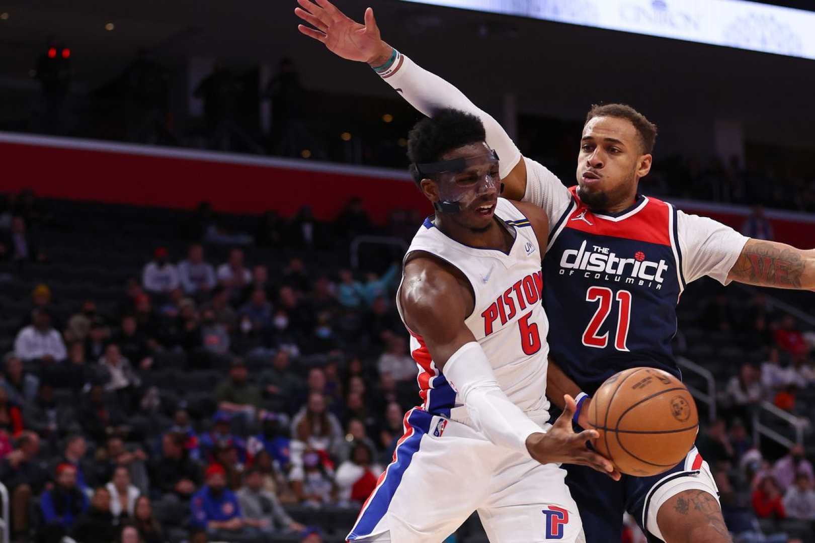 Detroit Pistons Vs Washington Wizards Capital One Arena