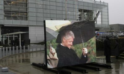 Hillary And Bill Clinton At The Clinton Presidential Library