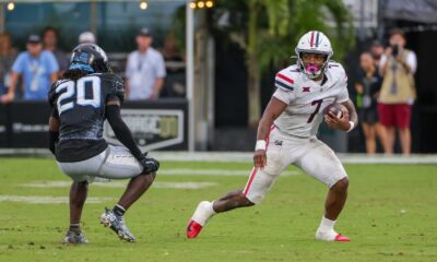 Houston Cougars Vs Arizona Wildcats College Football Game