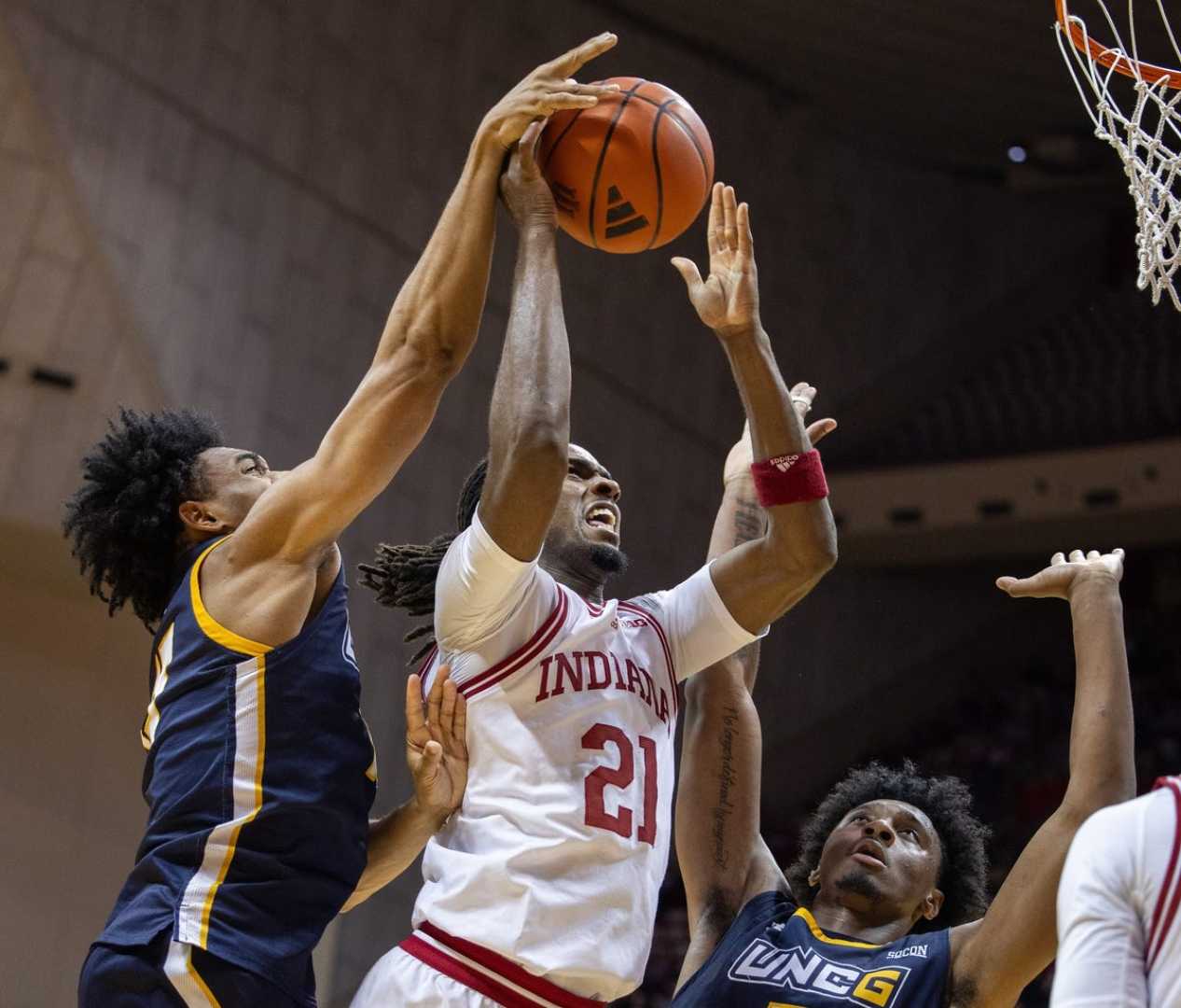 Indiana Hoosiers Vs Louisville Cardinals Basketball Game