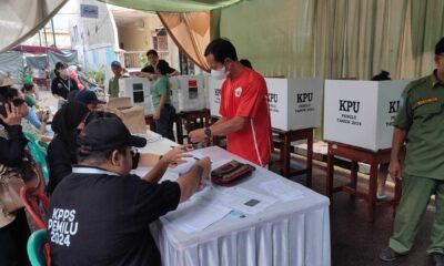 Indonesian Election Officials Preparing Tps For Local Elections