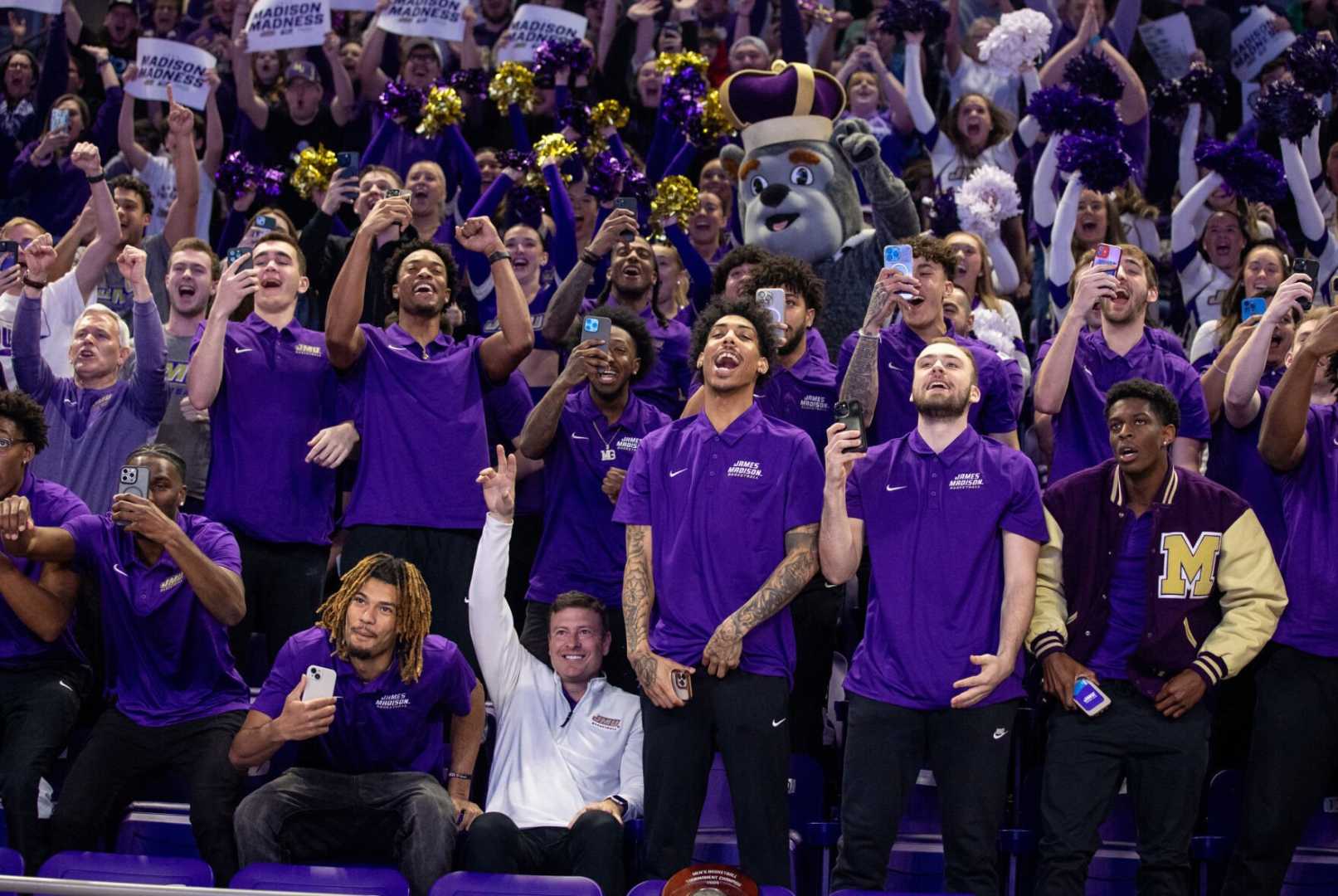 James Madison Dukes Basketball Team