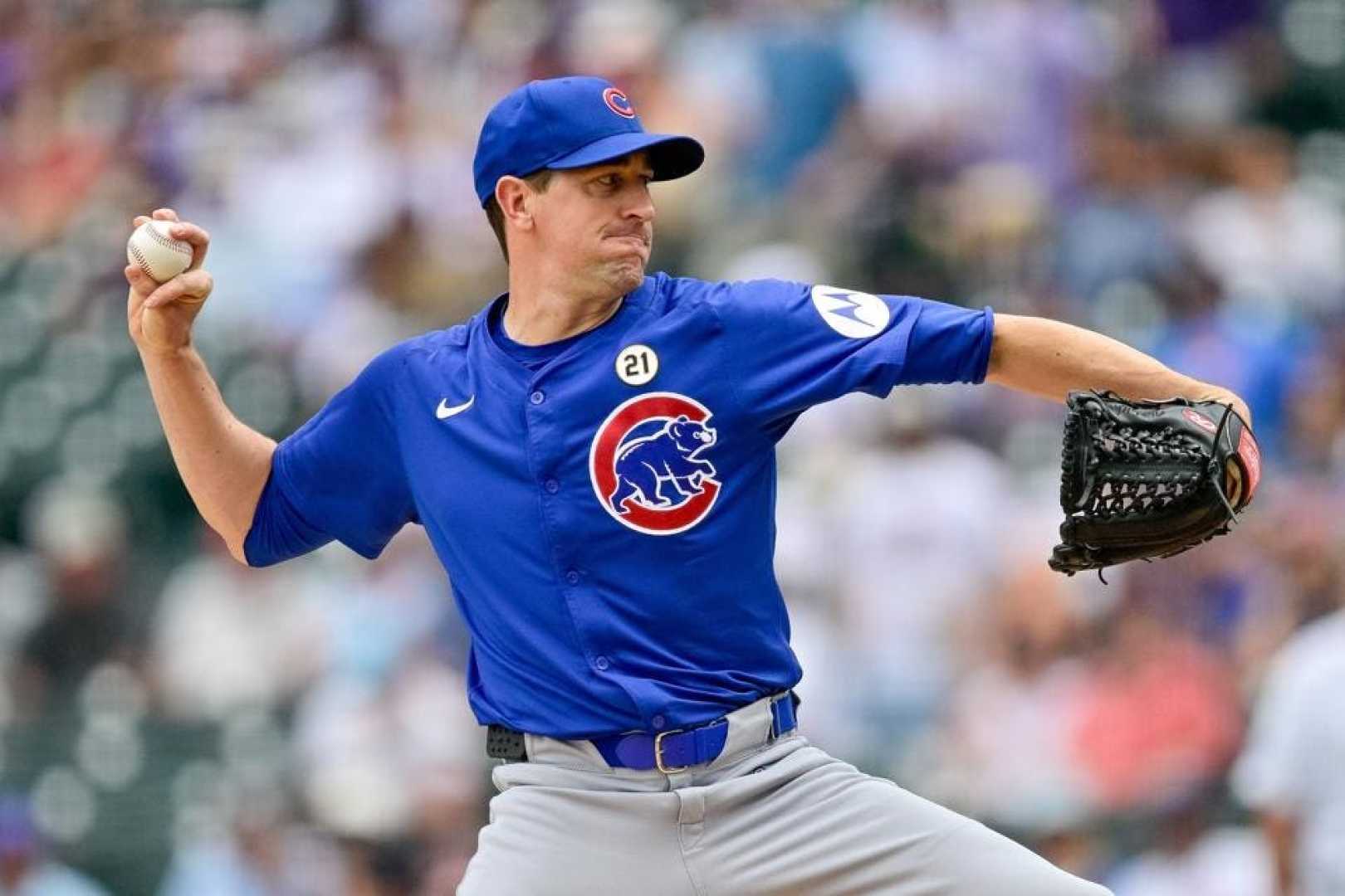 Kyle Hendricks Pitching For The Chicago Cubs