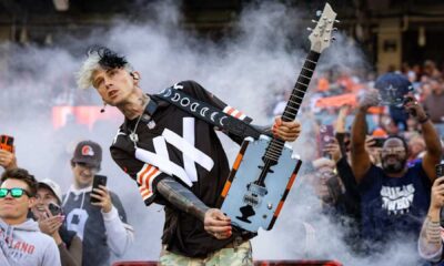 Machine Gun Kelly Nfl Halftime Show Munich