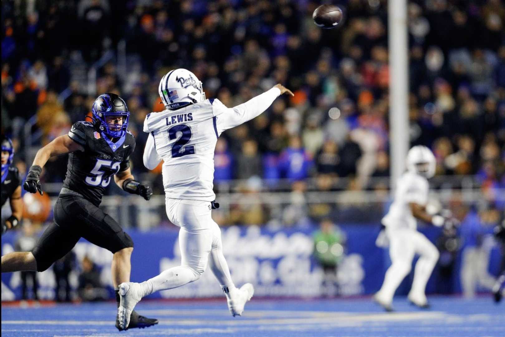 Nevada Wolf Pack Vs Air Force Falcons Football Game