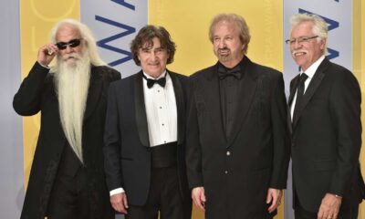 Oak Ridge Boys Tribute To Joe Bonsall Cma Awards