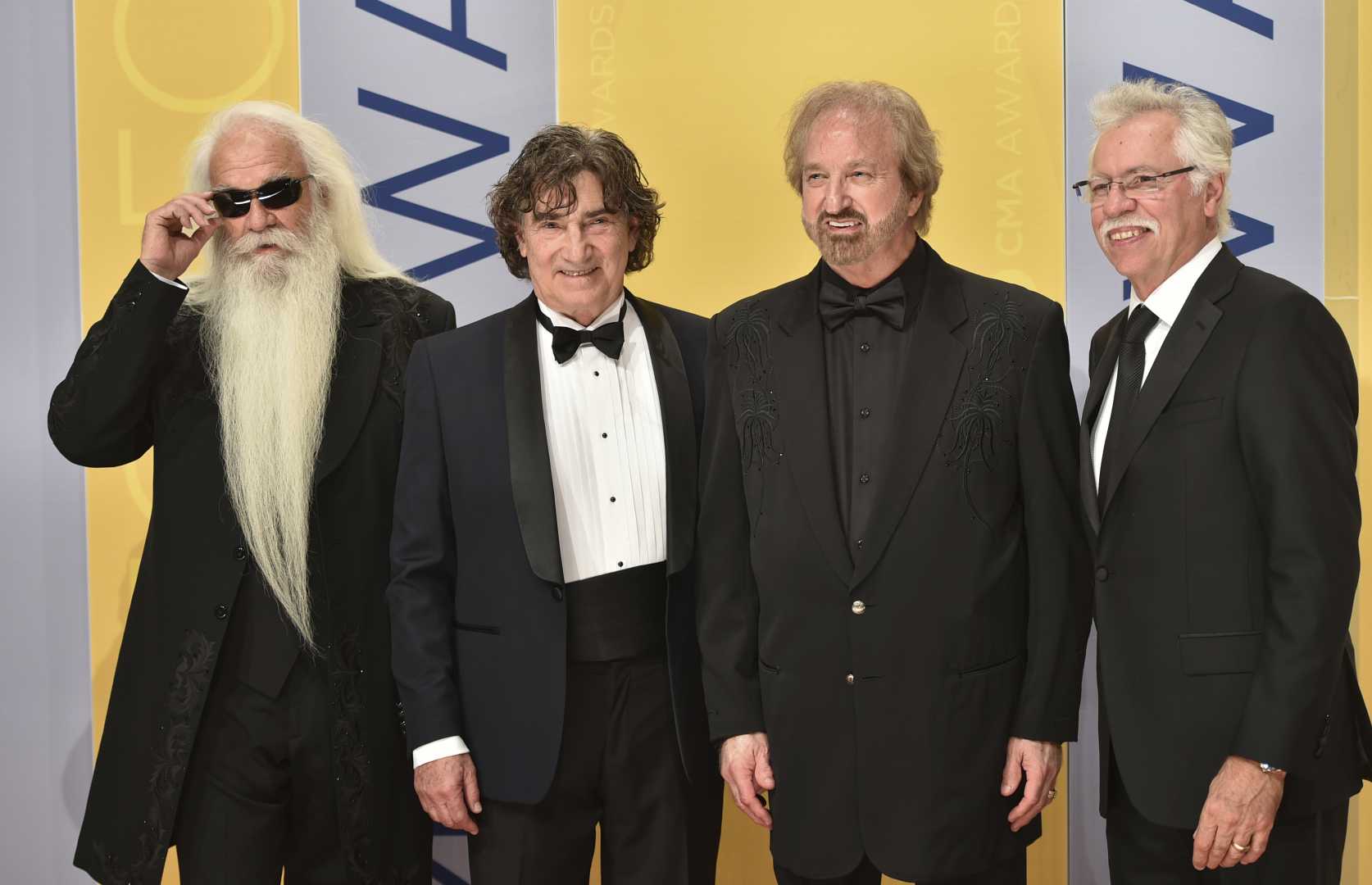 Oak Ridge Boys Tribute To Joe Bonsall Cma Awards