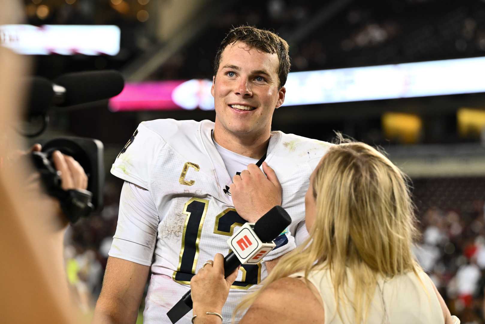 Riley Leonard Notre Dame Quarterback