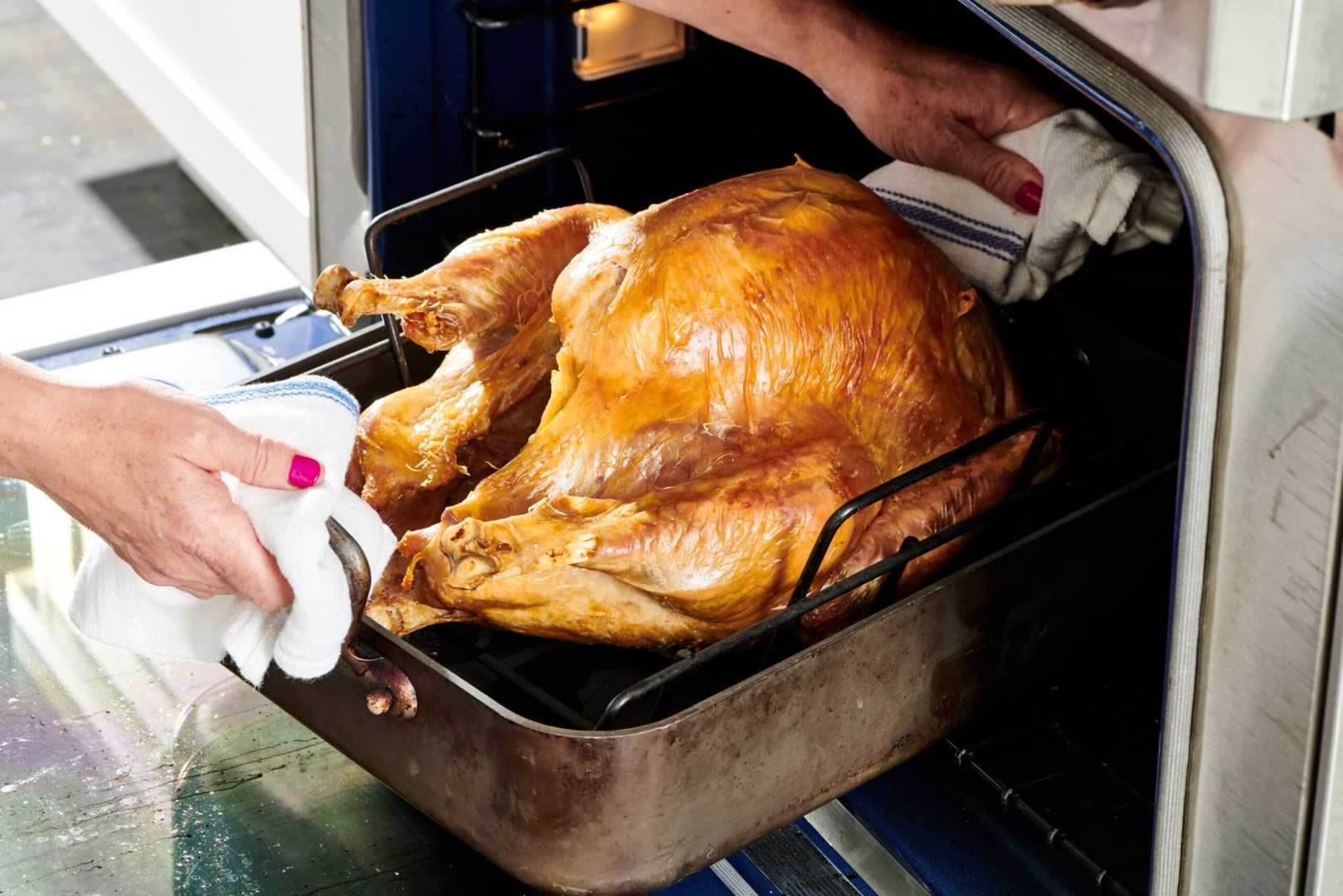 Roasting A Turkey In The Oven