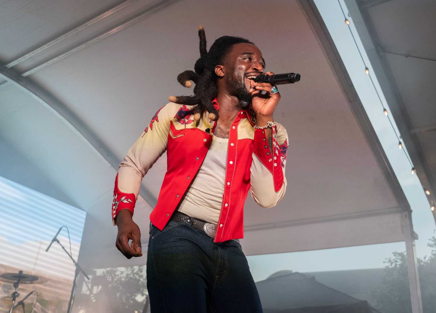 Shaboozey Performing At Detroit Lions Thanksgiving Halftime Show