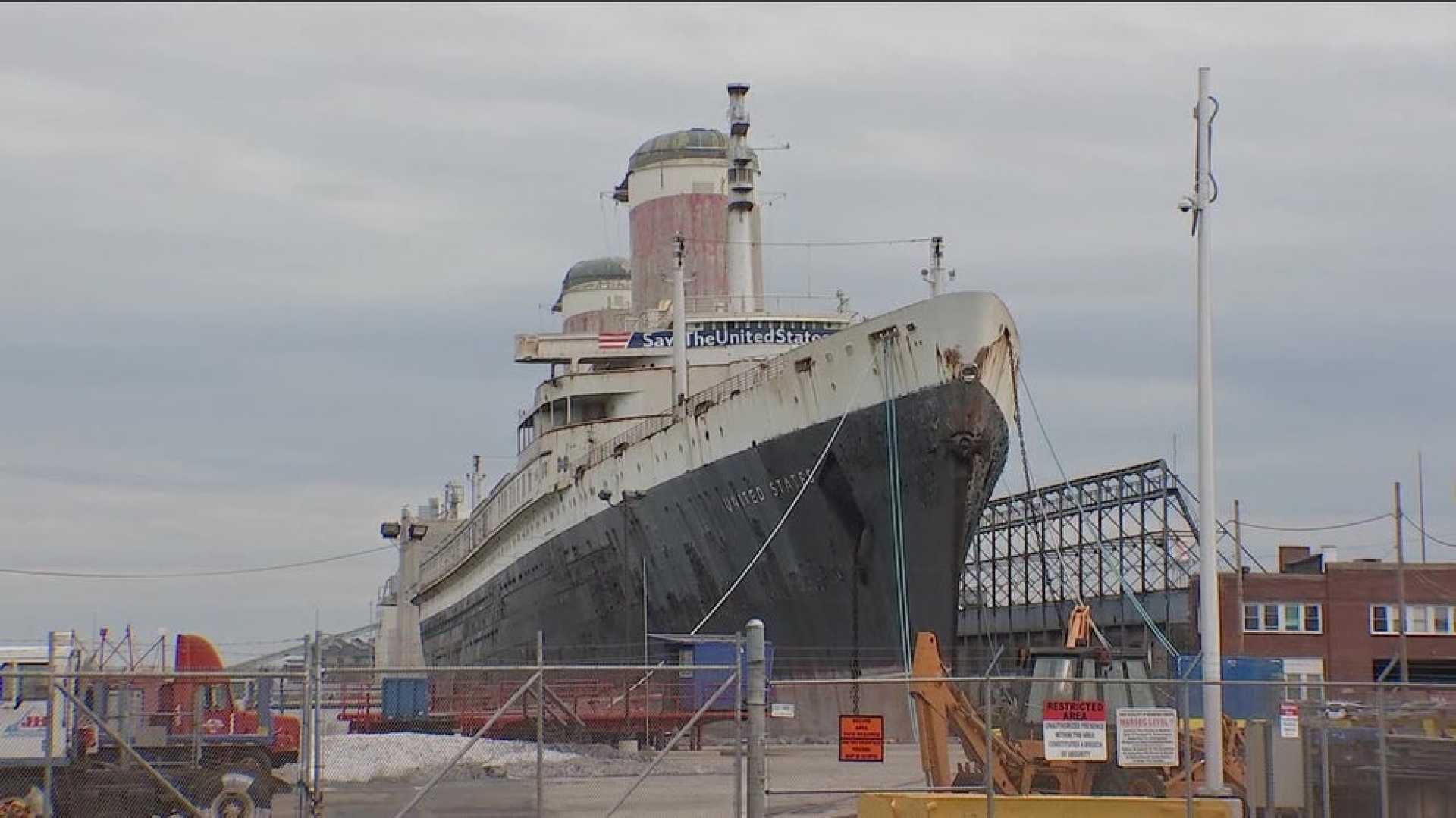 Ss United States Leaving Philadelphia