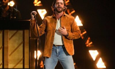 Thomas Rhett Fontainebleau Las Vegas Tree Lighting Ceremony