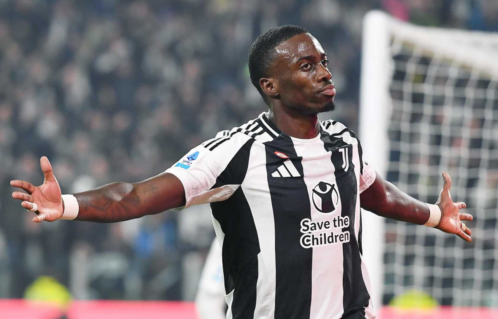 Timothy Weah Juventus Aston Villa Champions League