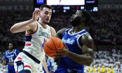 Uconn Huskies Vs Le Moyne Dolphins Basketball Game