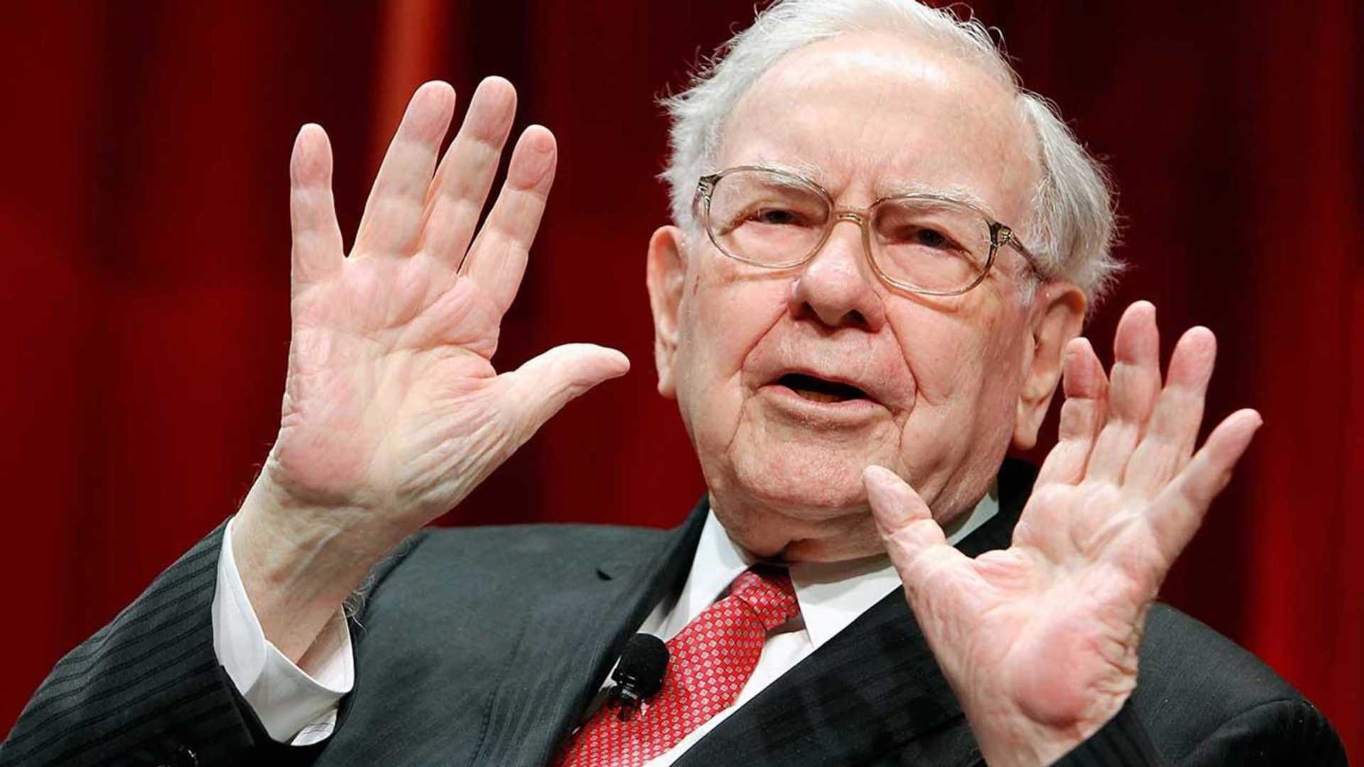 Warren Buffett Selling Stocks Berkshire Hathaway