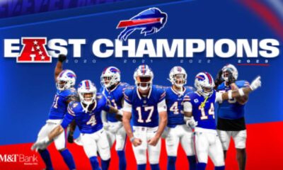 Buffalo Bills Celebrating Afc East Title