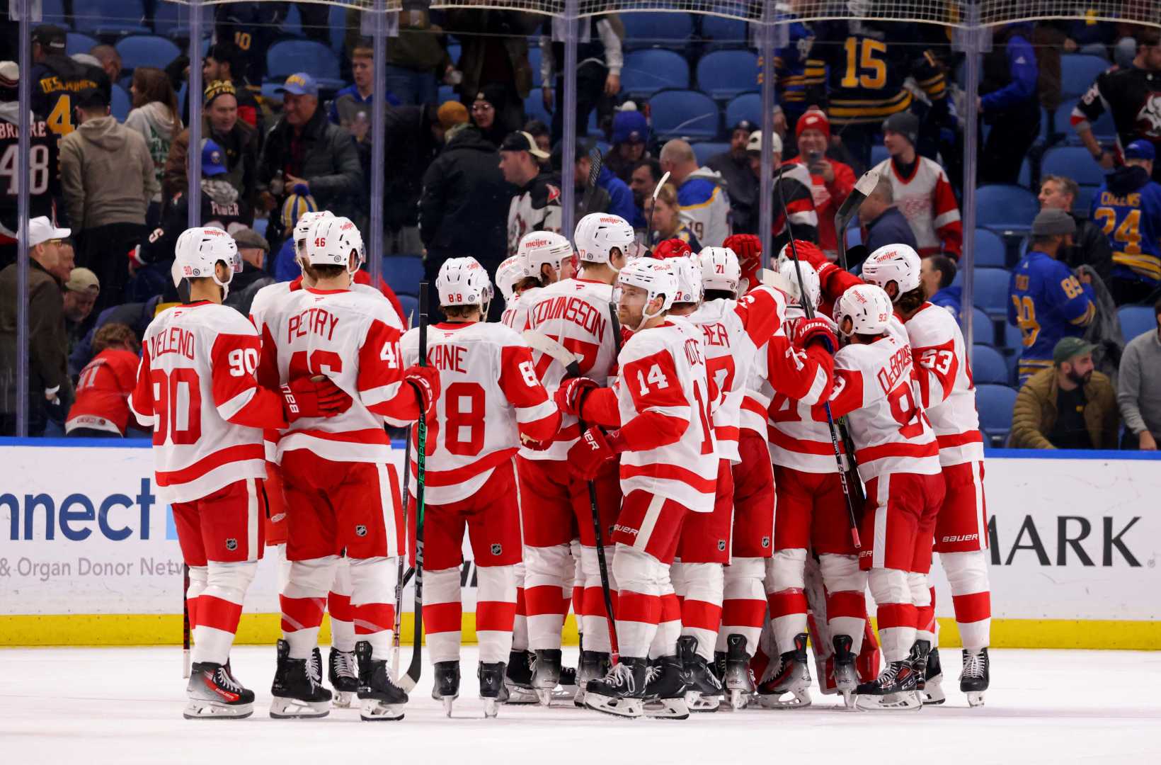 Detroit Red Wings Vs Philadelphia Flyers Hockey Game