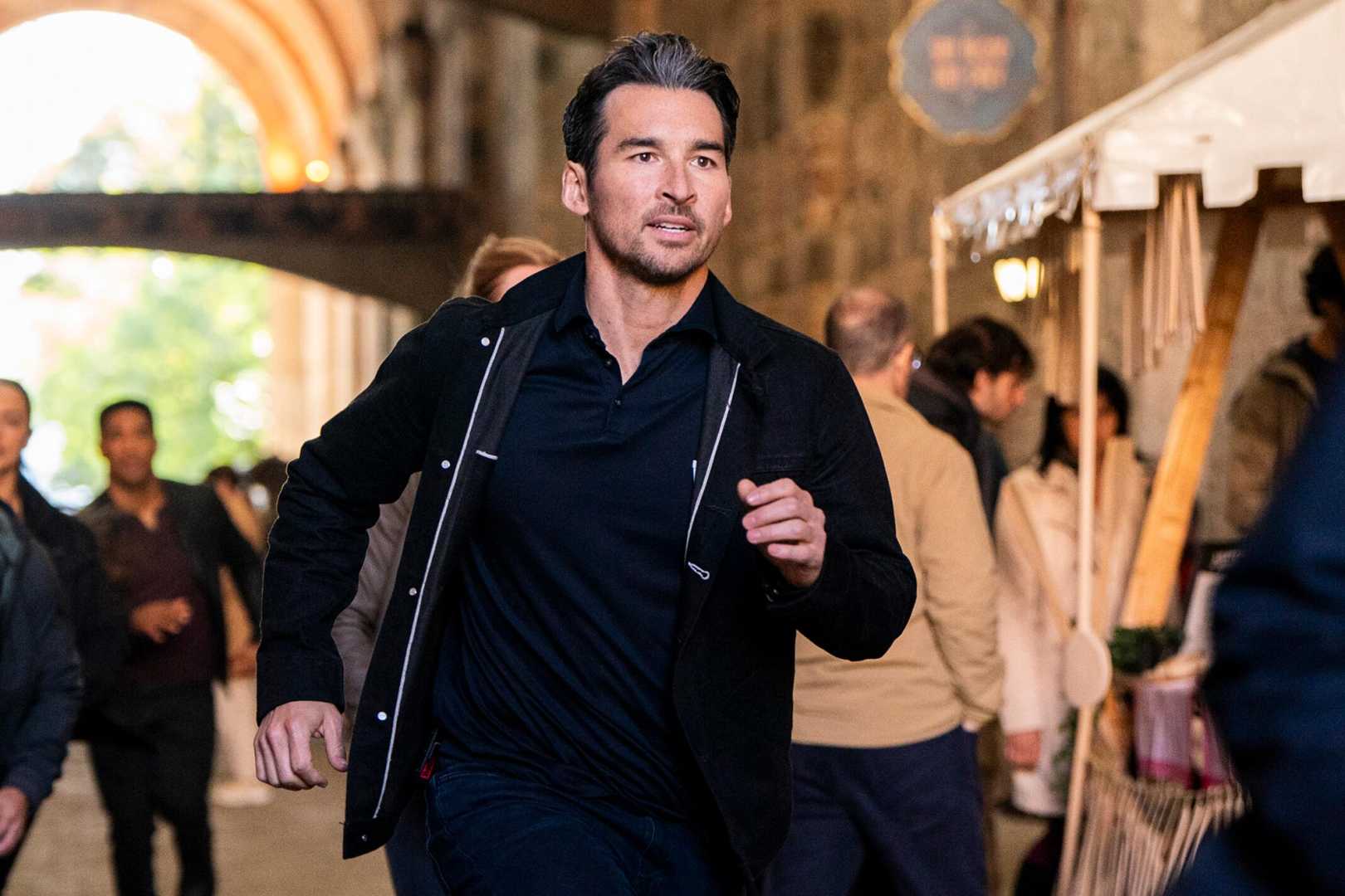 Jay Hayden As Agent Tyler Booth In Fbi: International