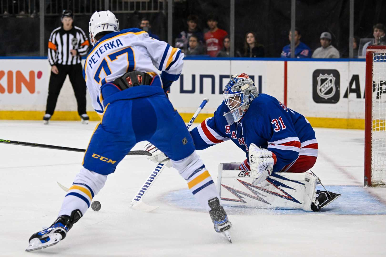 New York Rangers Vs Buffalo Sabres Hockey Game