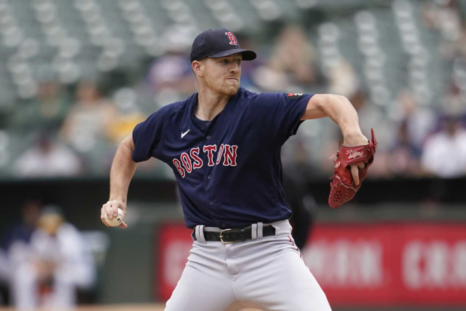 Nick Pivetta Pitching