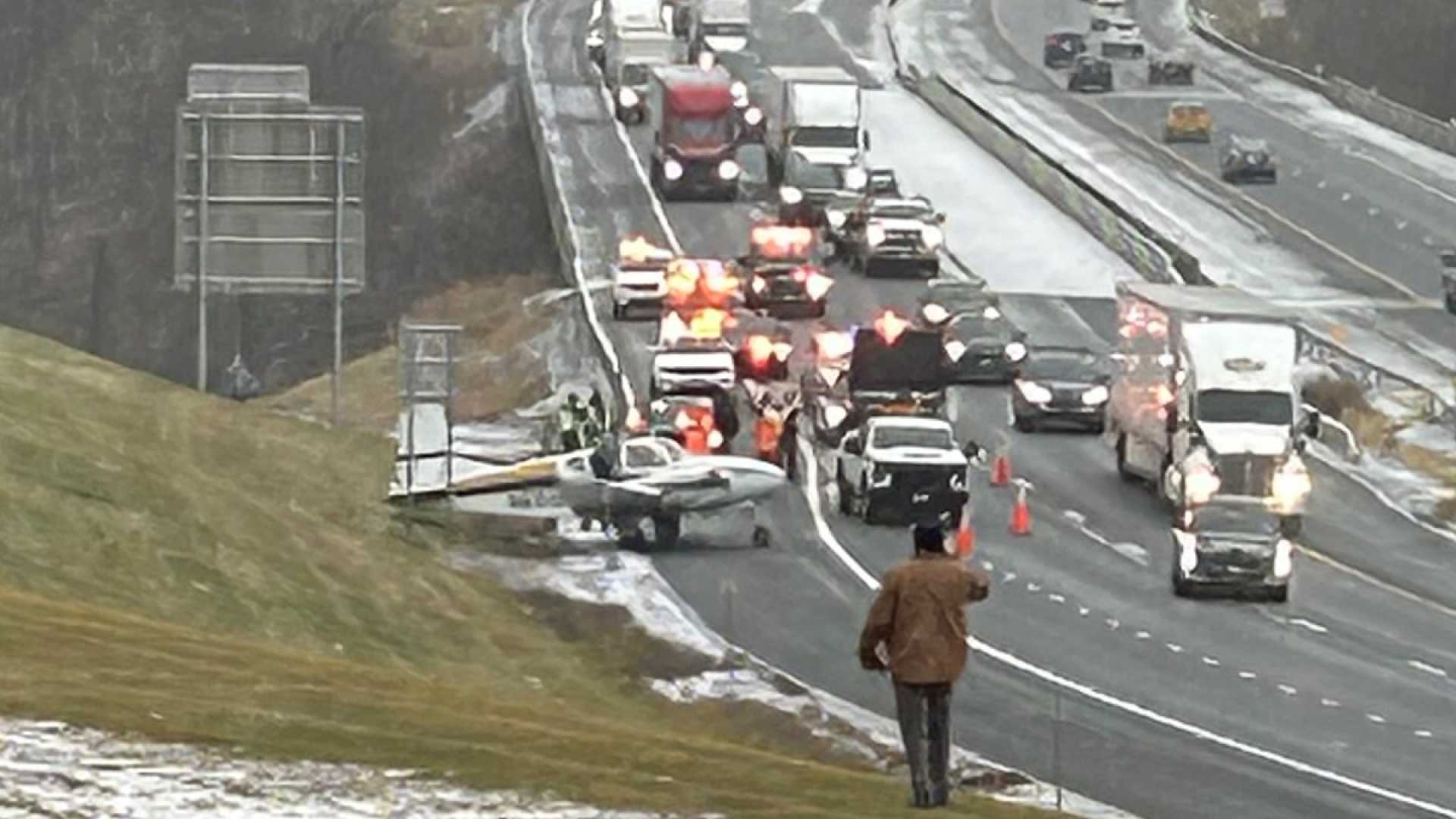 Plane Lands On Ny Thruway