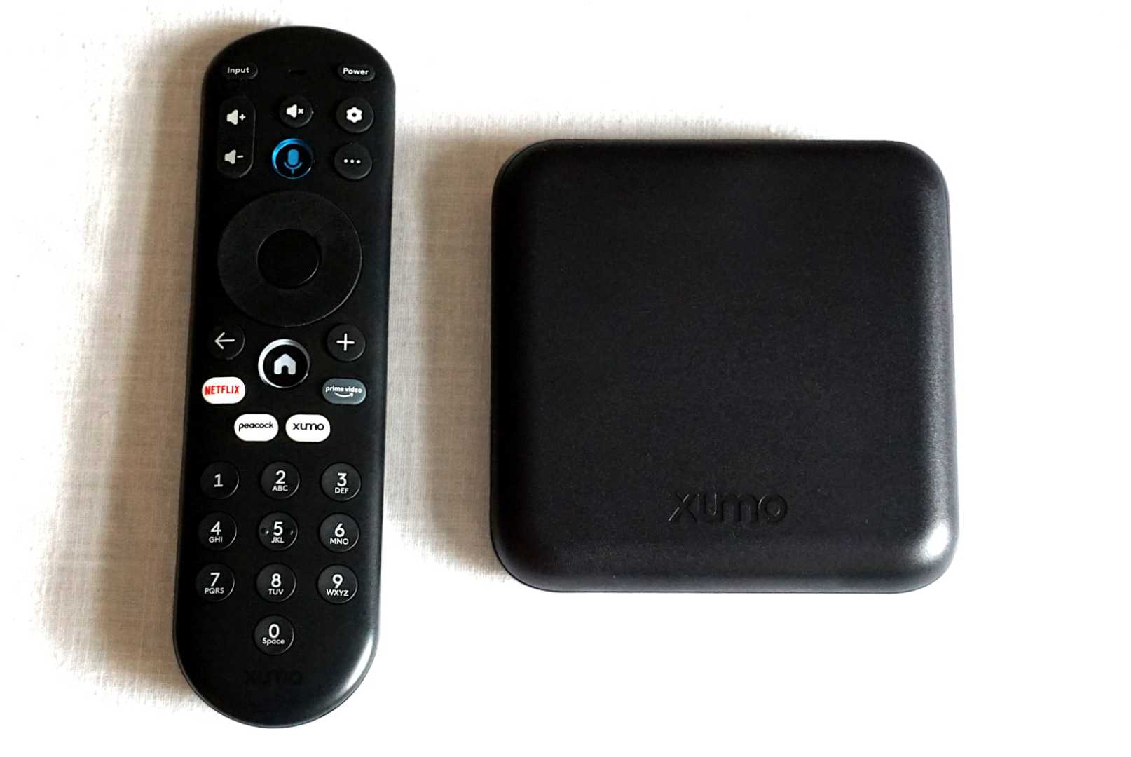 Xumo Stream Box Device And Remote