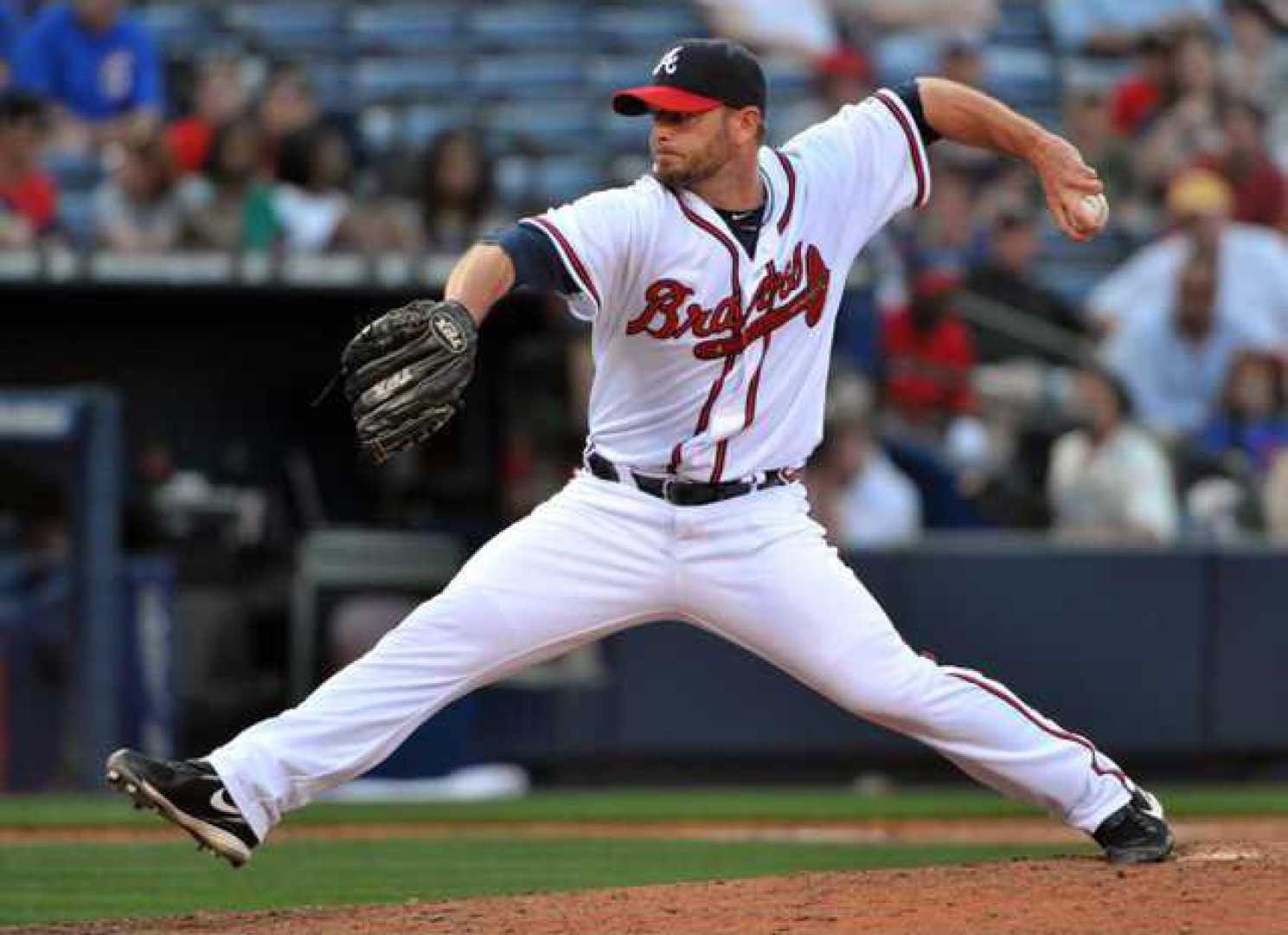 Billy Wagner Pitching For Atlanta Braves