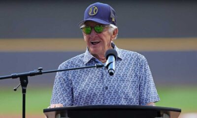 Bob Uecker Milwaukee Brewers Broadcaster