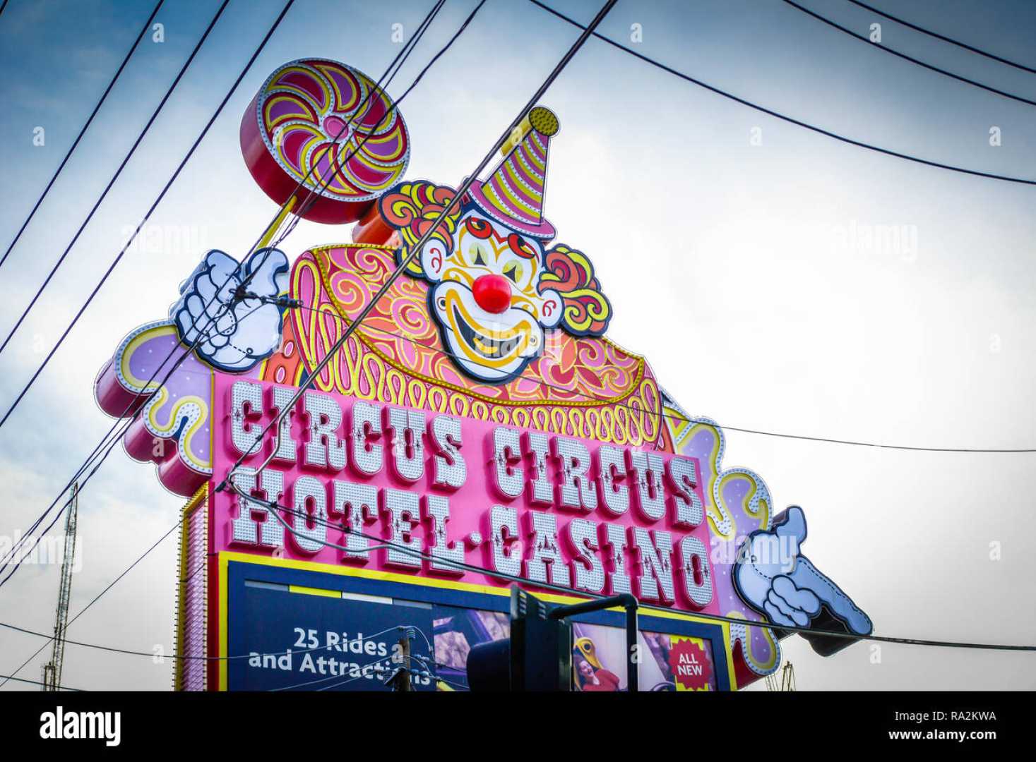 Circus Circus Las Vegas Neon Lights Exterior