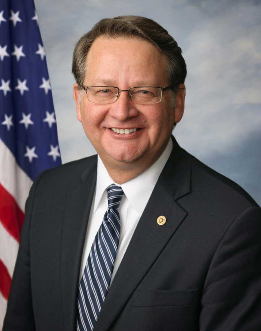 Gary Peters Michigan Senator Official Portrait