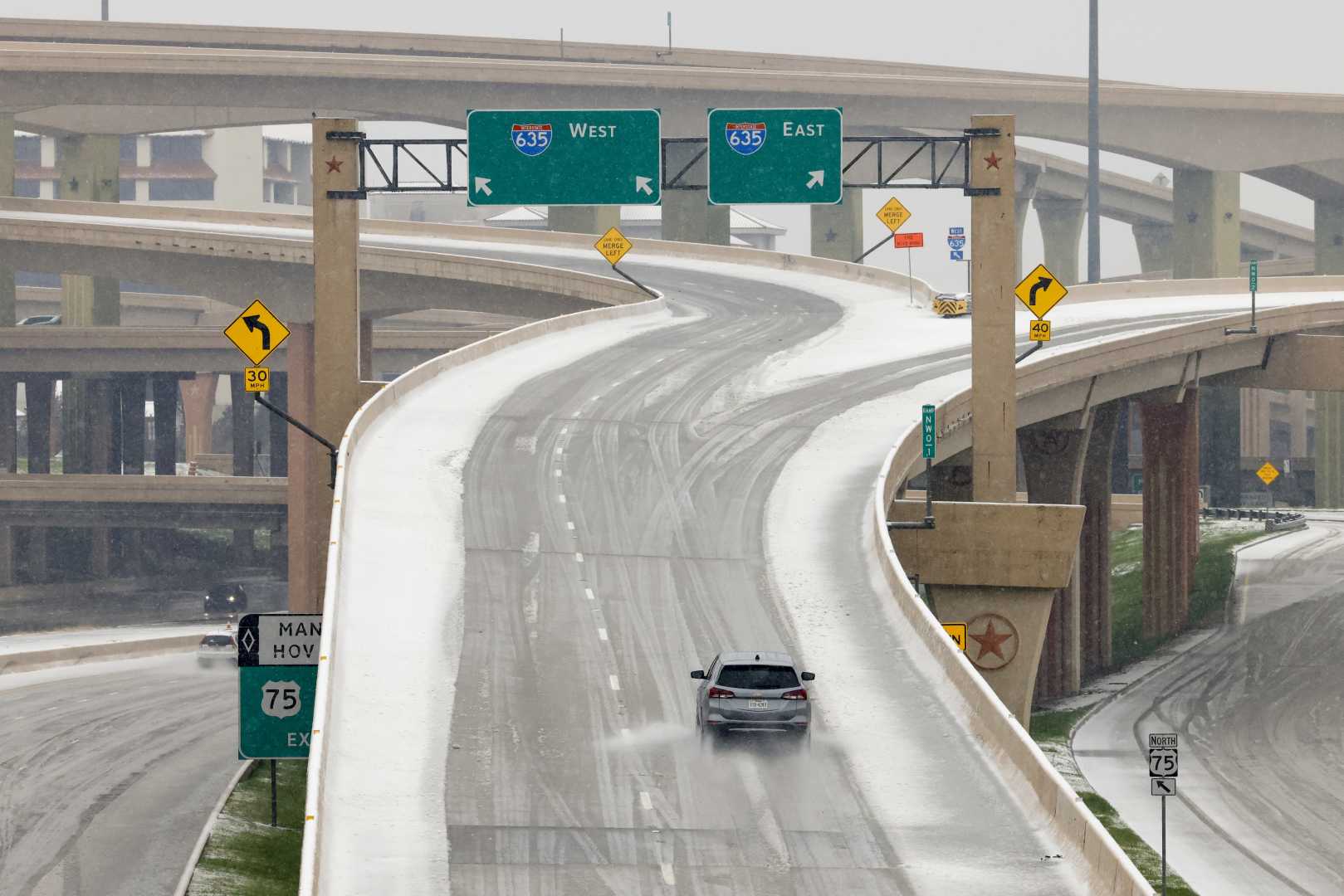 Icy Roads Dallas Texas Winter Weather