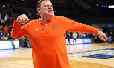 Illinois Basketball Coach Brad Underwood 2025