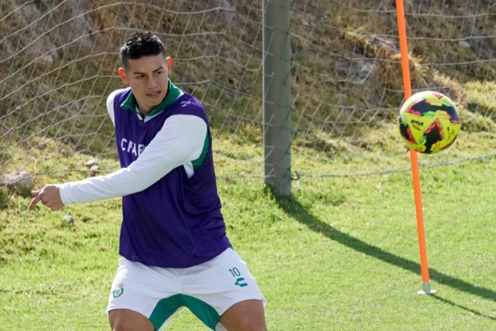 James Rodríguez Club León Training Session 2025