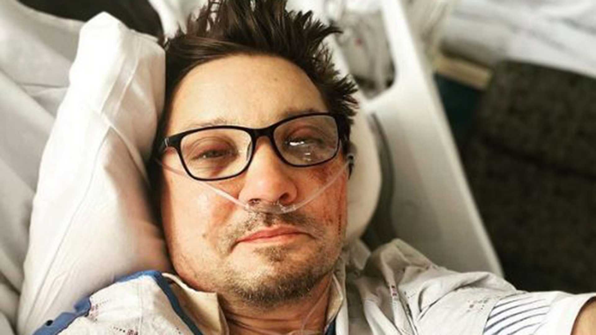 Jeremy Renner Hyperbaric Chamber Recovery Photo