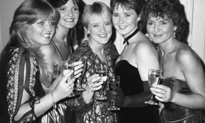 Linda Nolan Performing With The Nolans