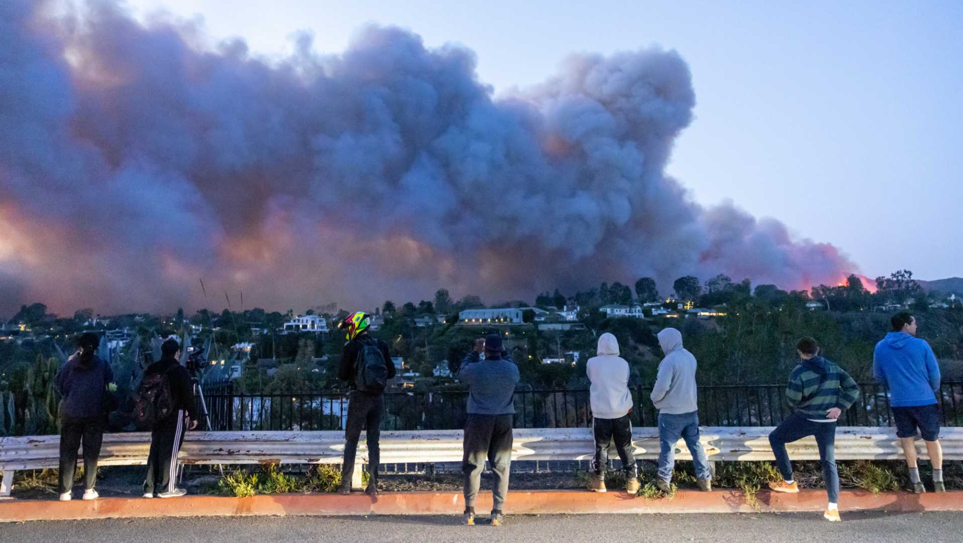 Los Angeles Wildfires Hollywood Shutdown 2025