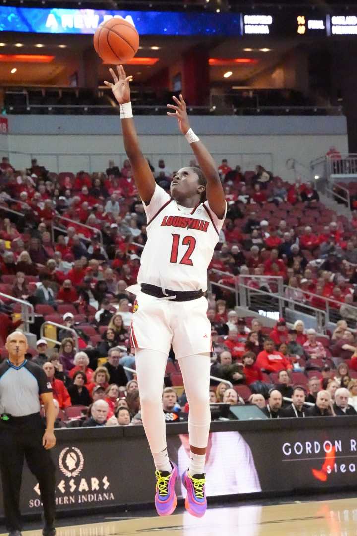 Louisville Cardinals Vs Virginia Tech Women's Basketball