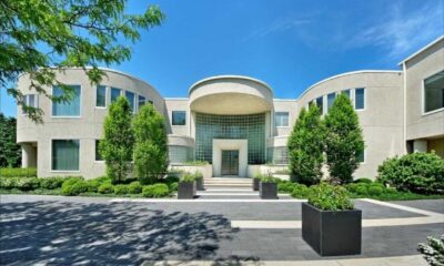 Michael Jordan Highland Park Mansion Exterior