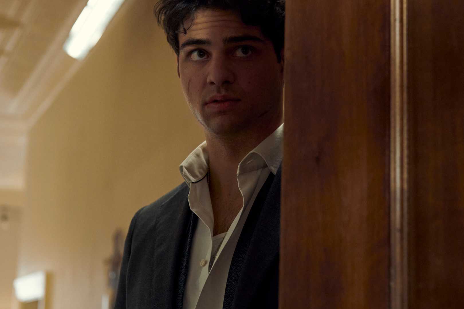 Noah Centineo The Recruit Netflix Series