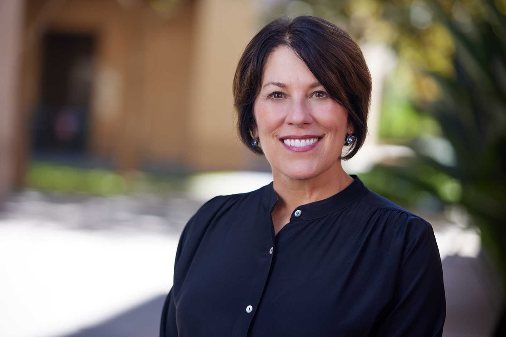 Sarah Soule Stanford Gsb Dean Portrait