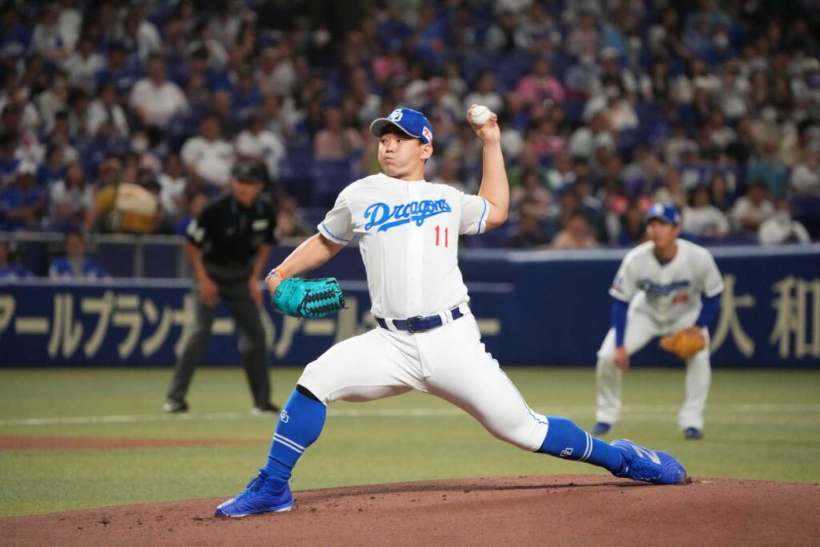 Shinnosuke Ogasawara Pitching For Chunichi Dragons