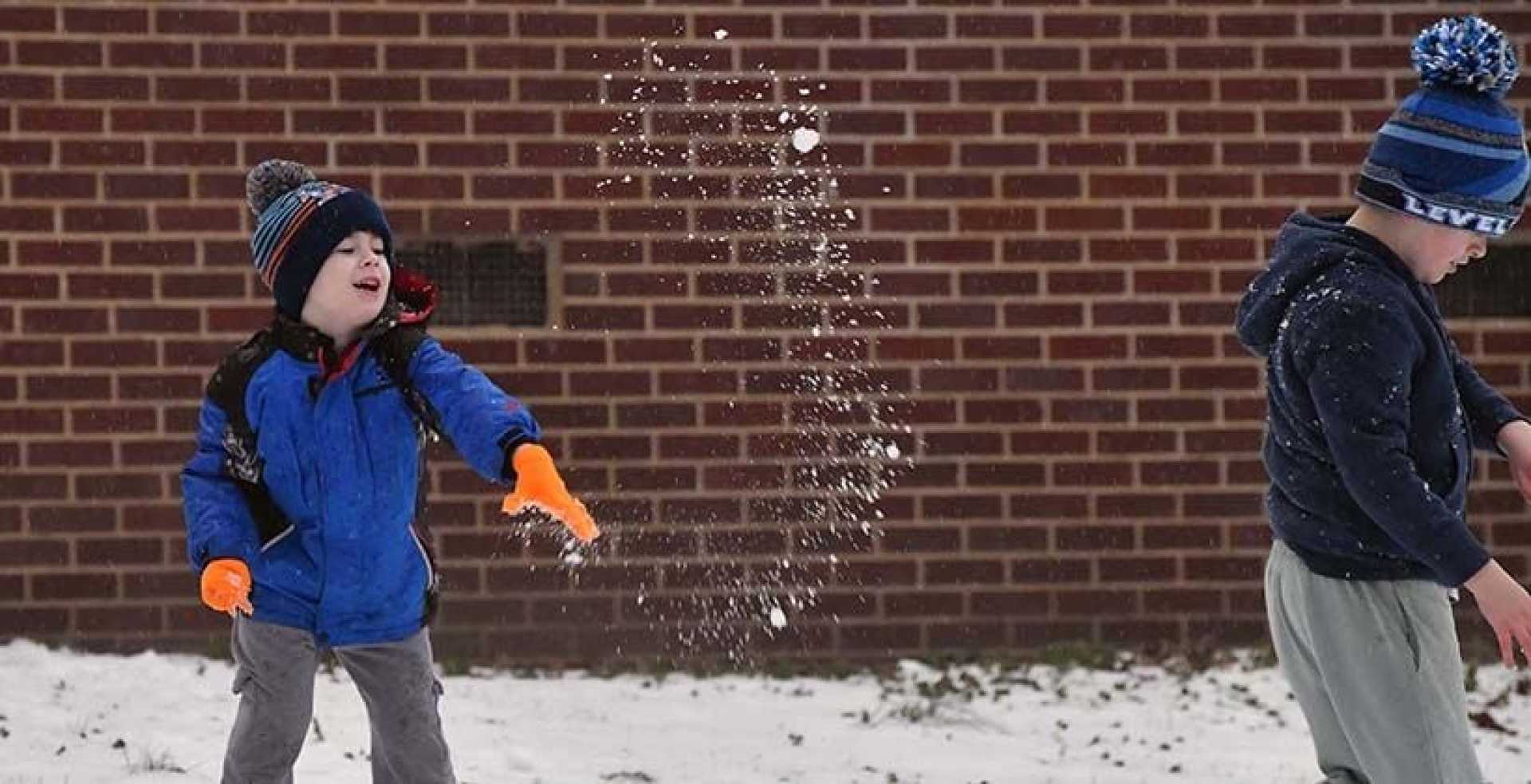 Snow In Saks Alabama Friday Morning