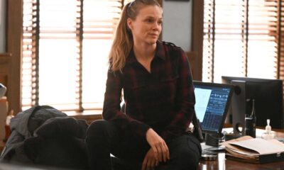 Tracy Spiridakos With Dog Nala On Chicago P.d. Set