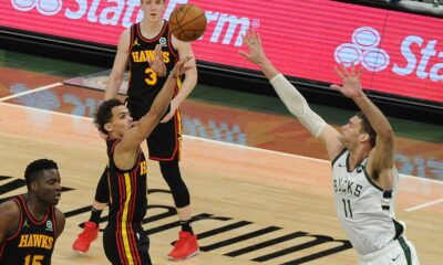 Trae Young Atlanta Hawks Game Action