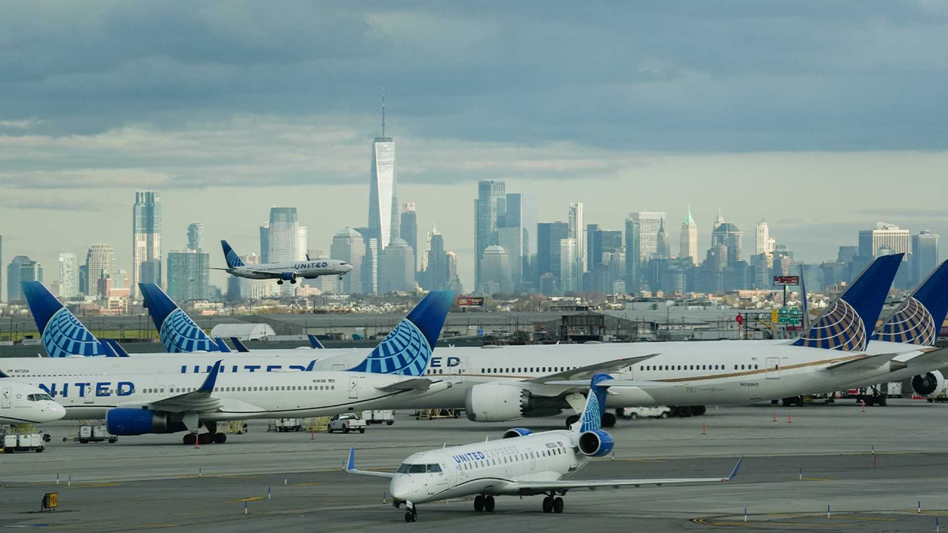 United Airlines Airplane At Newark Liberty International Airport