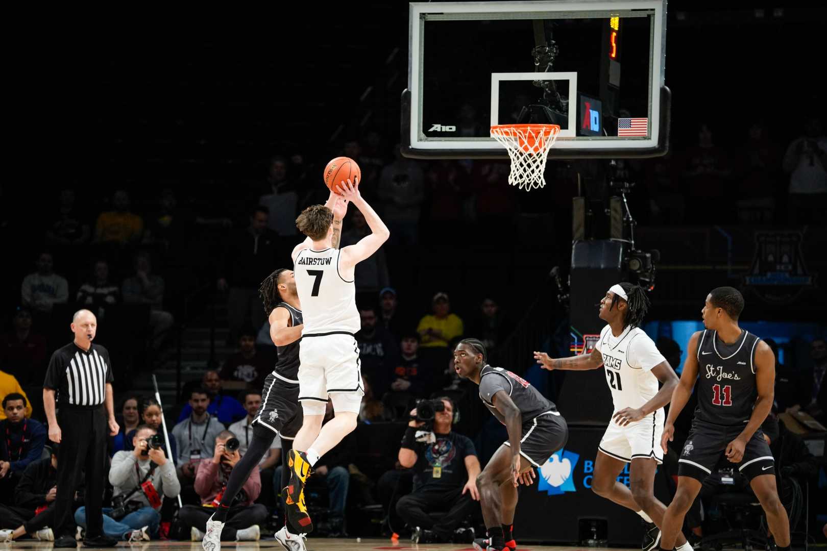 Virginia Commonwealth Vs Saint Joseph's Basketball Game